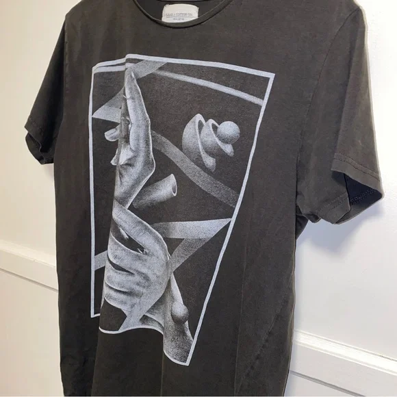 T-Bar x Cotton On Medium Faded Black Short Sleeve Tee with Modern Graphic - Picture 13 of 15